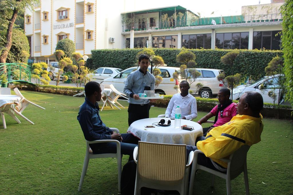 Indira International Inn New Delhi Bagian luar foto