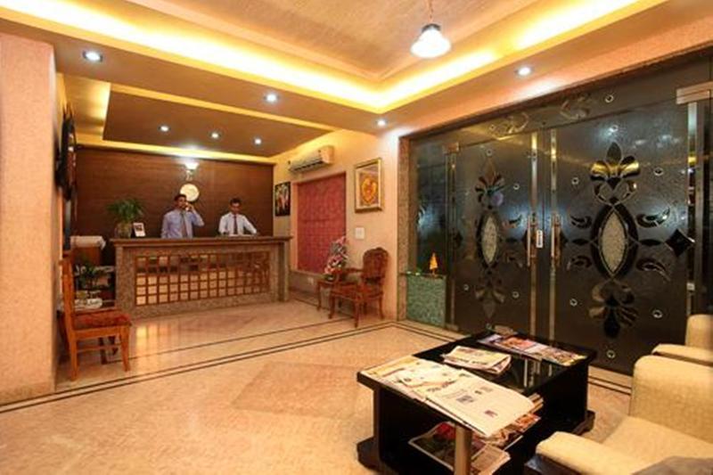 Indira International Inn New Delhi Bagian luar foto