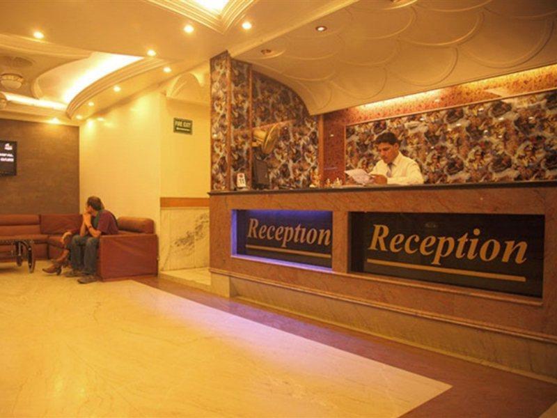 Indira International Inn New Delhi Bagian luar foto